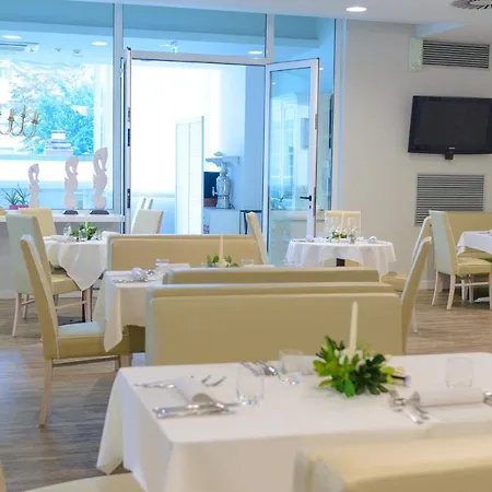 Cristallo Hotel 4*