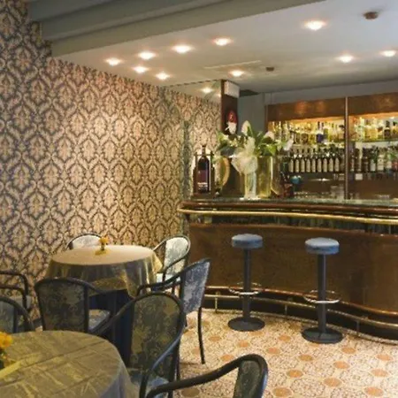Hotel Cristallo 4*