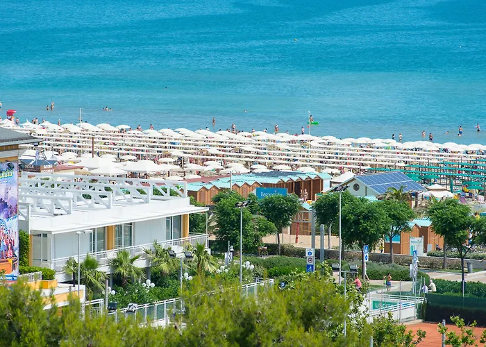 מלון Cristallo 4*