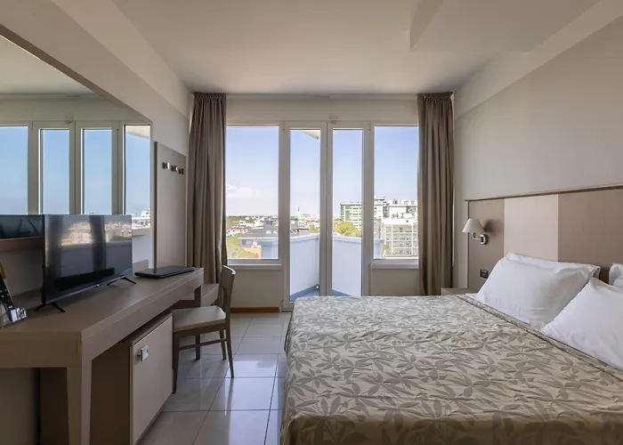 Cristallo Hotel 4*