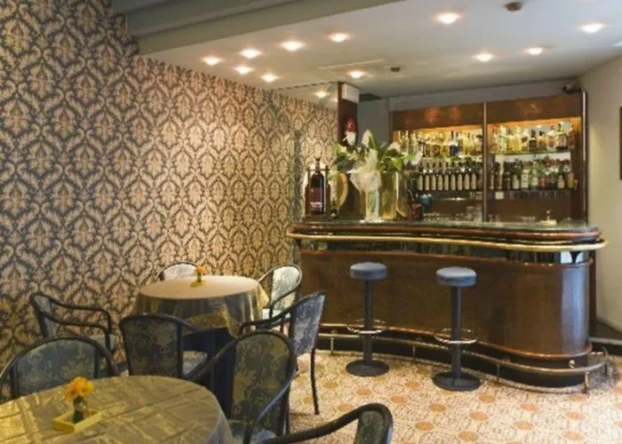 Hotel Cristallo 4*
