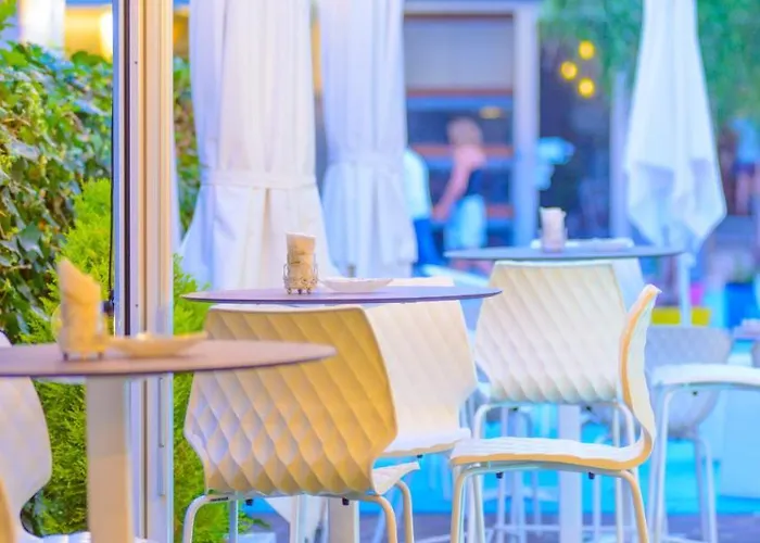 מלון Cristallo 4*